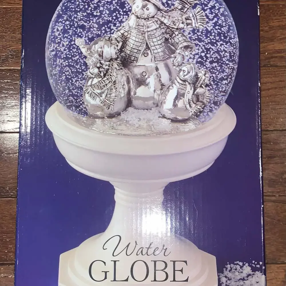 Silver Snowman Family Water‎ Globe Lighted Holiday Decor ❄️ Non-Working